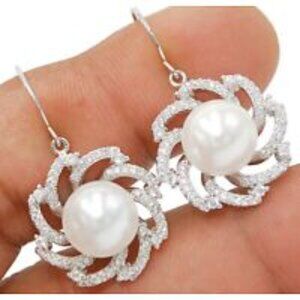 925 Silver Fresh Water Pearl Earrings Crystal Accent Dangle New Without Tag